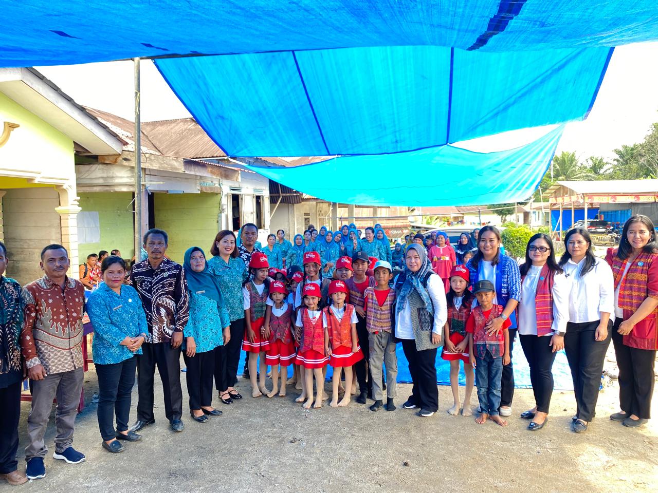 Pelaksanaan Monitoring dan Penyerahan Laporan Kategori Desa Binaan Tertib Administrasi, PAAREDI di Desa Cinta Damai